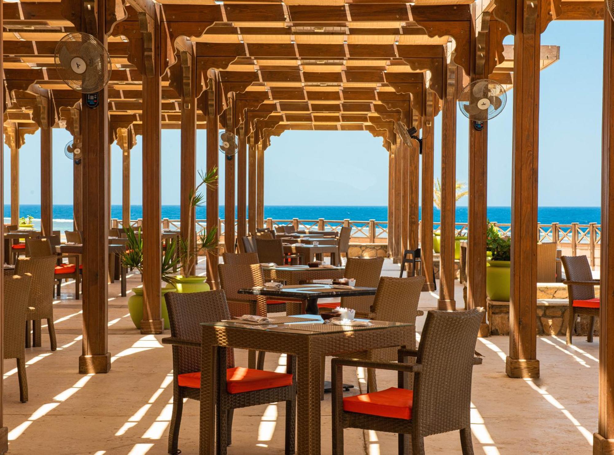 Novotel Marsa Alam Beach Resort El Qoseir Exterior foto